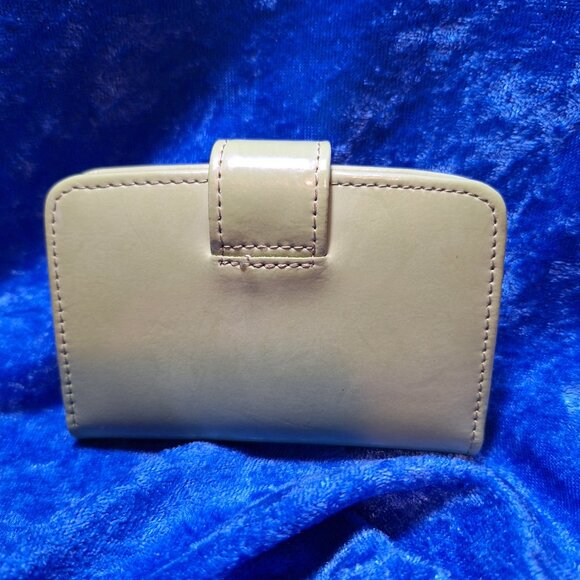 Women's Bosca Leather Credit Card Small Wallet - Picture 2 of 3
